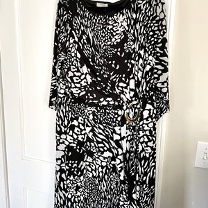 London Times Black and White Dress Animal Print size 22